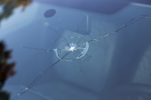 Is A Cracked Windshield Dangerous to the Driver and Passengers?