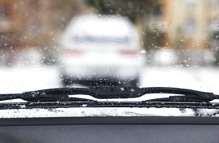Why Windshields and Windows Fog Up